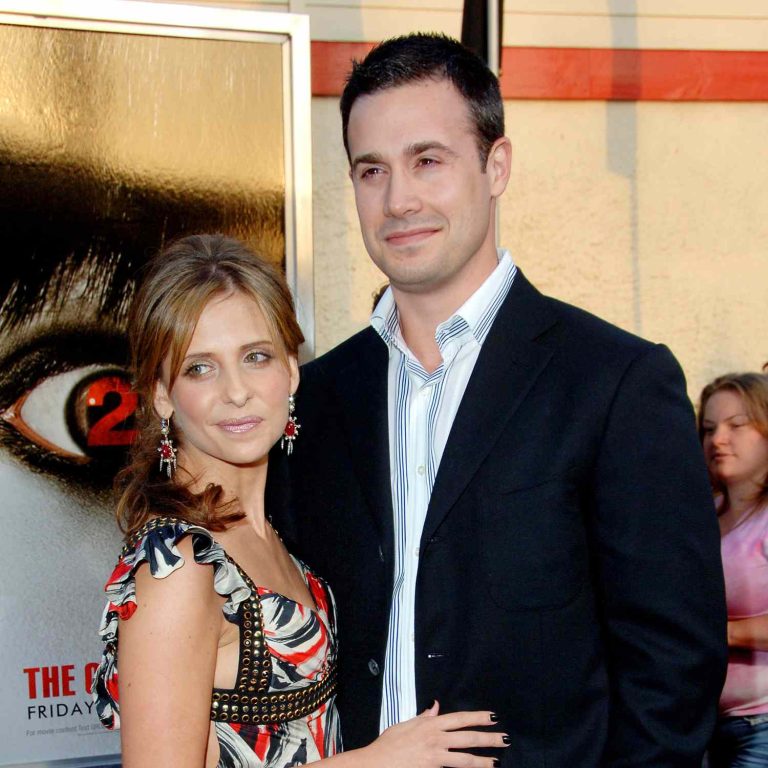 Sarah Michelle Gellar Husband Net Worth: Exploring the Financial Empire of Freddie Prinze Jr.